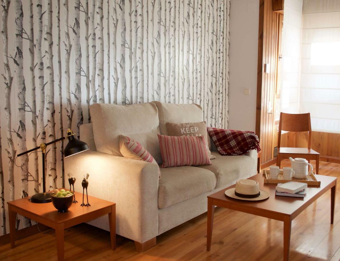 Les Ares Apartment เอสเตร์รี ดาเนว ภายนอก รูปภาพ